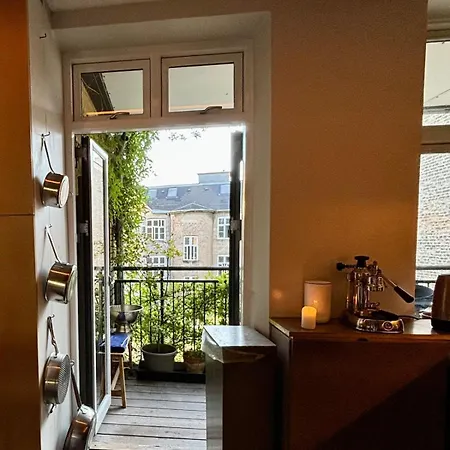 Unbeatable Cph Location - Local With Sunny Terrace