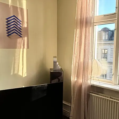 Unbeatable Cph Location - Local With Sunny Terrace *