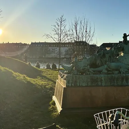 Unbeatable Cph Location - Local With Sunny Terrace Appartement